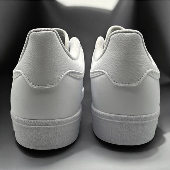 Adidas Hoops 4.0 J Sneakers Men's 5 / Women's 6.5 – New in Box - Picture 11 of 13